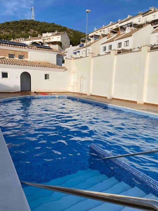 Casa Con Piscina Comunitaria En Albayzin Alto Villa Granada Kültér fotó